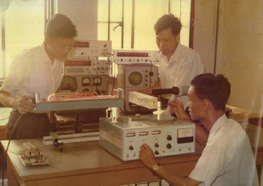 中国科技进步靠什么？ (10)